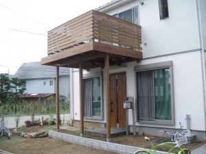 戸建て＞2階建てウッドデッキ